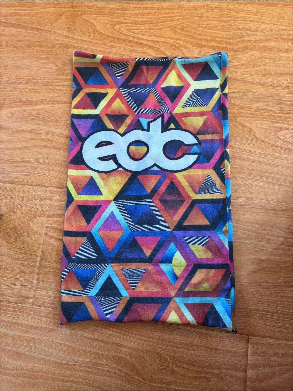 Pre Owned EDC Seamless Neck Gaiter Bandana Rave Mask Geometric Print-16”x 9.5”